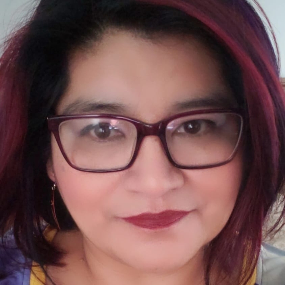 Meet your Posher, Elvira